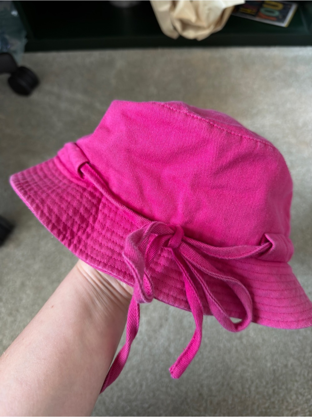 Jacquemus Fuchsia Logo Bucket Hat - Picture 2 of 4